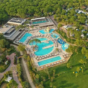 5* Kompleks wypoczynkowy Mediterraneo Village